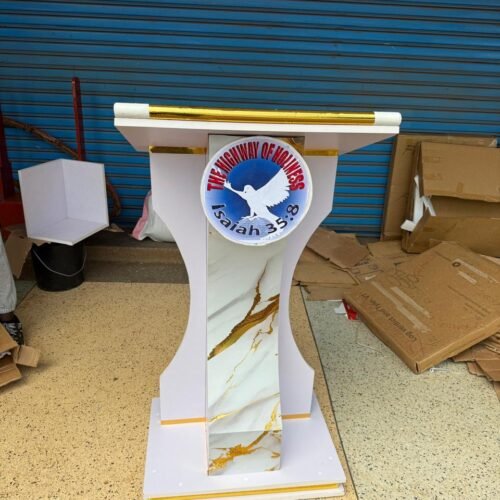 Podium / Pulpit (Church Lectern – Flat Top)